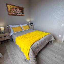 Фото Отель Квартира уютная в центре адлера