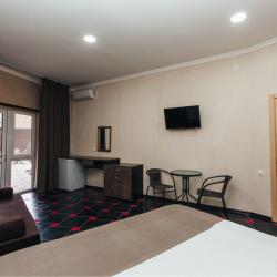 Фото Отель Lyudmila (Людмила)