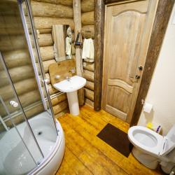 Коттедж улучшенный с 2 двуспальными кроватями