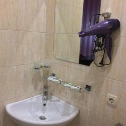 Номер стандарт с 1 двуспальной кроватью