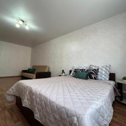 Фото Апартаменты на улице Солнечная 55к21