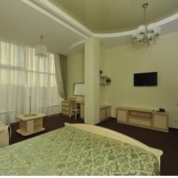 Фото Отель Кристалл