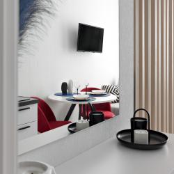 фото 10 RoomyRoom (РумиРум) на улице Вадима Шефнера 4