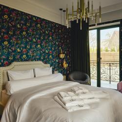 Фото Отель The Cult (Культ)