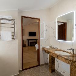 2-местный номер улучшенный люкс (мансарда)