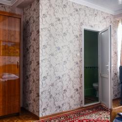 Номер стандарт семейный с 2 односпальными и 1 двуспальной кроватью