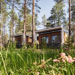 8-местный коттедж улучшенный с общей террасой и видом на лес