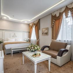 Номер стандарт семейный с 1 двуспальной кроватью (с завтраком)