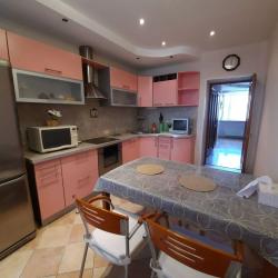 Фото Отель Квартира на проспекте Боголюбова 19А