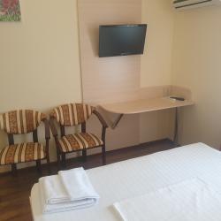 Номер стандарт с 1 двуспальной кроватью