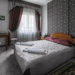Номер стандарт с 1 двуспальной кроватью