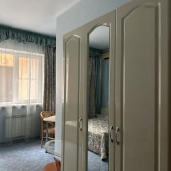 2-местный номер эконом стандарт с 1 двуспальной кроватью