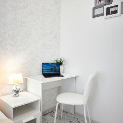 Фото Апартаменты на улице Крылова 20