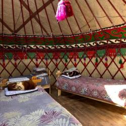 Фото Отель Zhyluu Suu Karakol Resort (Жылуу Суу Резорт)