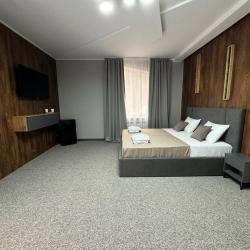 Номер люкс с 1 двуспальной кроватью с балконом