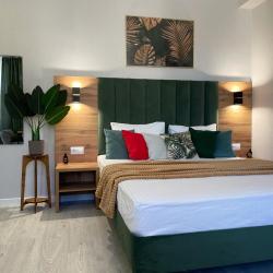 Апартаменты студия гостиничный комплекс Радуга 10И