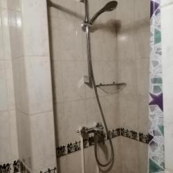 Кровать в 8-местном общем женском номере