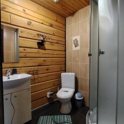 Комната комфорт семейная с 1 двуспальной кроватью