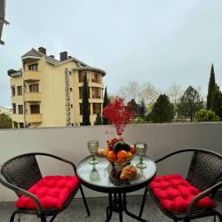 Апартаменты студия гостиничный комплекс Радуга 10И