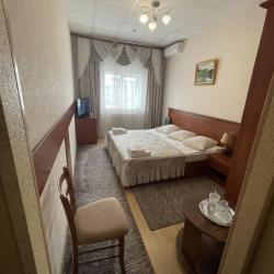Номер стандарт с 1 двуспальной кроватью