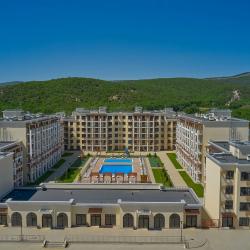 Фото Отель Holiday House (Холидей Хаус)