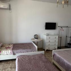 Комната стандарт с 4 односпальными кроватями
