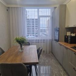 Фото Отель Flatirini (Флатирини) на улице Астана Кесаева 48Д корпус 1
