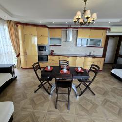 Фото Отель Двухкомнатная квартира с шикарным видом на море!