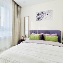 Фото Апартаменты АртАпарт на улице Разведчика Ахмерова 9