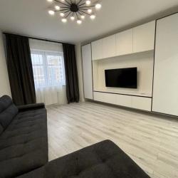 Фото Апартаменты Black на улице Воинов-Интернационалистов 12