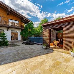 Шале с сауной и бассейном на 12 гостей