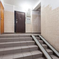 Фото Апартаменты Брусника на улице Снайперская 11