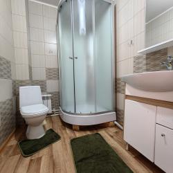 Коттедж улучшенный с 1 односпальной и 1 двуспальной кроватью