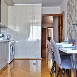 Фото Апартаменты на улице Нелюбина 25 (3)