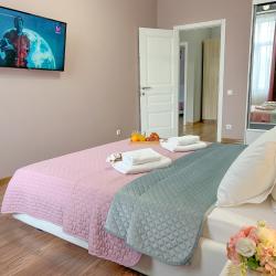 2-комнатные апартаменты люкс Balt-Apartments Pionerskii 4 с двумя спальнями
