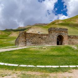 Фото Отель Tash-Rabat Ethno Complex (Таш-Рабат Этно комплекс)
