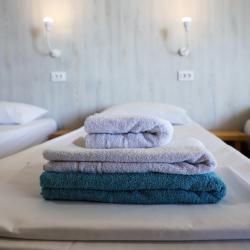 Номер стандарт семейный с 4 односпальными кроватями