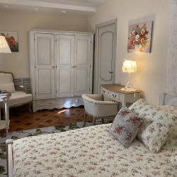 Фото Апартаменты с камином «Классик на Набережной»