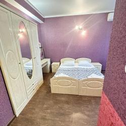 Номер стандарт с 1 двуспальной кроватью