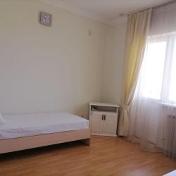 Фото Отель SHE (ШИ)