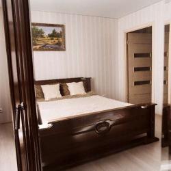 Фото Апартаменты на проспекте Российской Армии 10