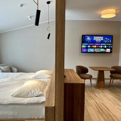 SUITE+