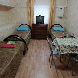 Комната эконом с 3 односпальными кроватями #3
