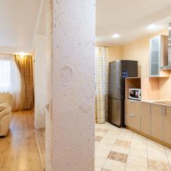 Фото Отель Elhome (ЭльХоум) на улице Солнечная 10