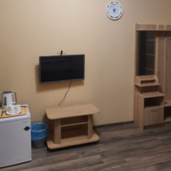 Номер люкс комфорт с 1 двуспальной кроватью