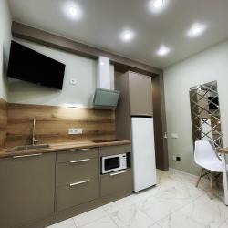 Апартаменты студия гостиничный комплекс Радуга 10И (без окна)