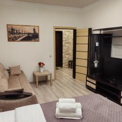 Фото Апартаменты на улице Казбекская 19