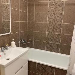 Фото Апартаменты на улице Семейная