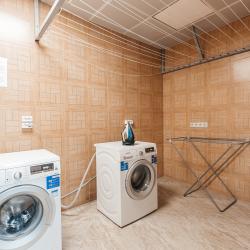 VeryHotel — 23f461d2dafa975e3d9d546ed090e824