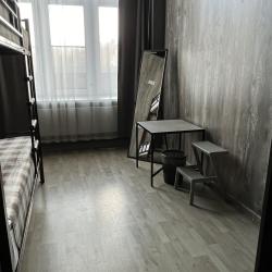 Кровать в 6-местном общем номере
